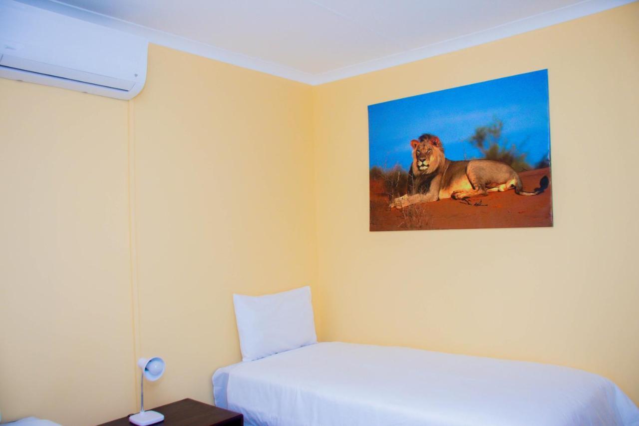 Home@Amalia'S Rundu Exterior photo